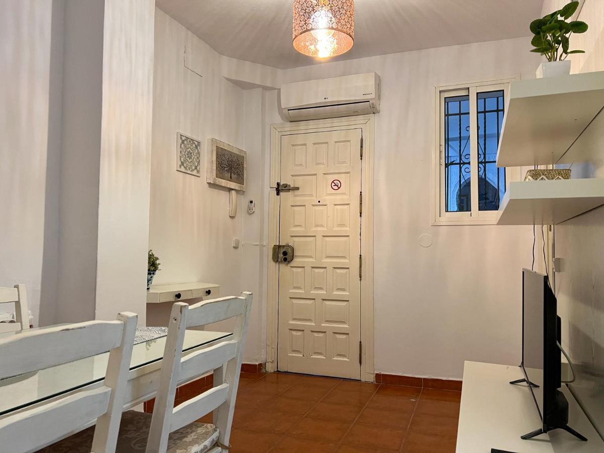 Iyourbasics Lovely Apartment Hinestrosa 23 Free Wifi&Ac Málaga Exteriör bild