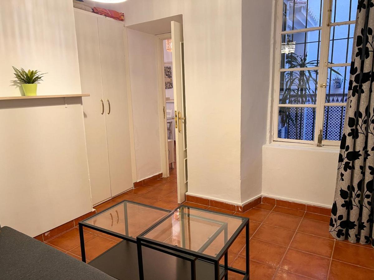 Iyourbasics Lovely Apartment Hinestrosa 23 Free Wifi&Ac Málaga Exteriör bild